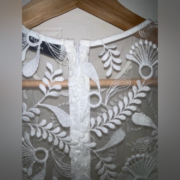 Ivy & Oak Bridal Long Sleeve Embroidered Two-Piece Layered Wedding Dress - Picture 7 of 11